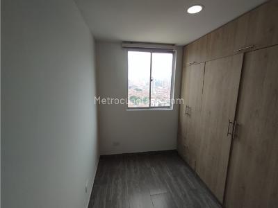 Apartamento de 3 alcobas en venta en Niquia, Bello, 58 m² · foto 4 de 13