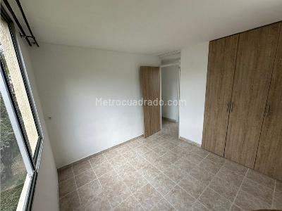 Apartamento en venta en Viviendas Del Sur, Itagüí · foto 4 de 13