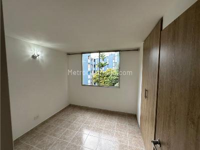 Apartamento en venta en Viviendas Del Sur, Itagüí · foto 7 de 13