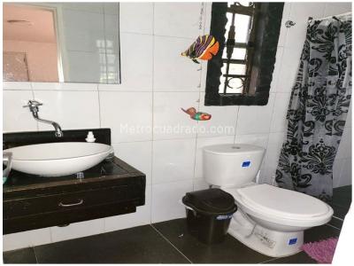 Apartamento de 4 alcobas en venta en La Fontera, Envigado, 226 m² · foto 16 de 20