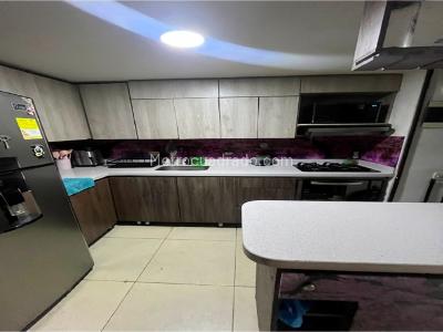 Apartamento de 3 alcobas en venta en Madera, Bello, 65 m² · foto 14 de 20