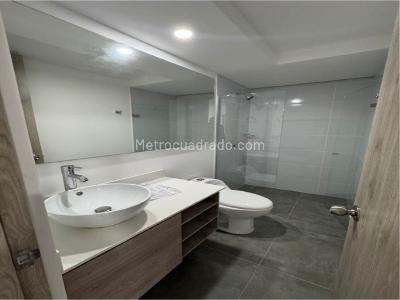 Apartamento de 3 alcobas en venta en Las Lomitas, Sabaneta, 85 m² · foto 8 de 14