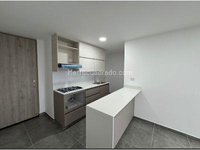 Apartamento de 3 alcobas en venta en Las Lomitas, Sabaneta, 85 m² · foto 12 de 14