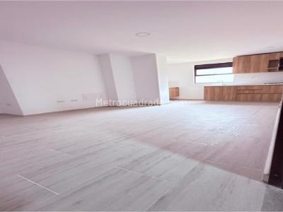Apartaestudio en venta en Calle Larga, Sabaneta, 45 m² · foto 2 de 17