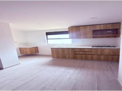 Apartaestudio en venta en Calle Larga, Sabaneta, 45 m² · foto 3 de 17