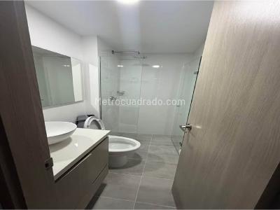 Apartamento de 3 alcobas en venta en Las Lomitas, Sabaneta, 65 m² · foto 8 de 16