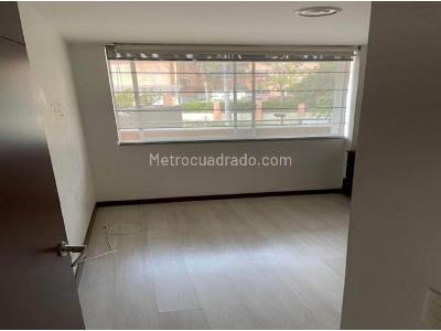 Apartamento de 3 alcobas en venta en Loma Del Chocho, Envigado, 90 m² · foto 4 de 14