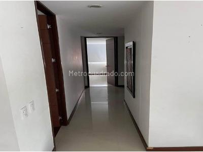 Apartamento de 3 alcobas en venta en Loma Del Chocho, Envigado, 90 m² · foto 6 de 14