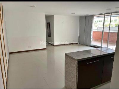 Apartamento de 3 alcobas en venta en Loma Del Chocho, Envigado, 90 m² · foto 12 de 14