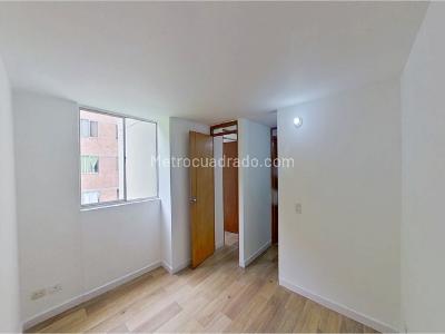 Apartamento de 3 alcobas en venta en El Trapiche, Bello, 61 m² · foto 11 de 20