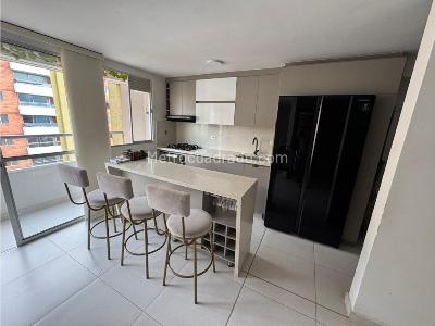 Apartamento en venta en La Mina, Envigado · foto 7 de 16