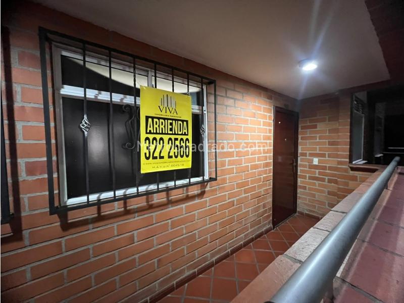 2BR Apartment in Calasanz (52 m²)