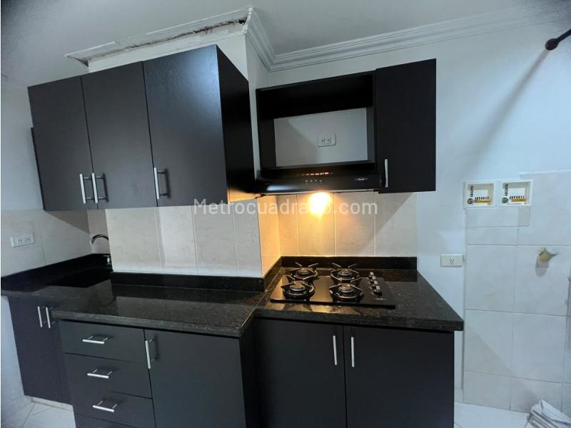 2BR Apartment in Calasanz (52 m²) - 3