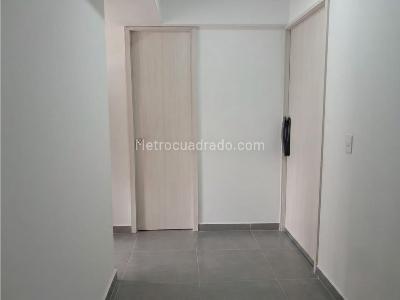 Apartamento de 3 alcobas en venta en Las Lomitas, Sabaneta, 89 m² · foto 16 de 20