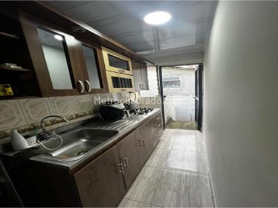 Casa de 3 alcobas en venta en La Navarra, Bello, 72 m² · foto 4 de 20