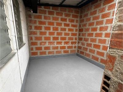 Casa de 3 alcobas en venta en La Navarra, Bello, 72 m² · foto 16 de 20