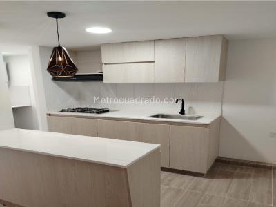 Apartamento de 3 alcobas en venta en Santa Ana, Bello, 55 m² · foto 3 de 20