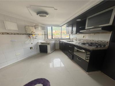 Apartamento de 3 alcobas en venta en La Aldea, Bello, 70 m² · foto 2 de 20