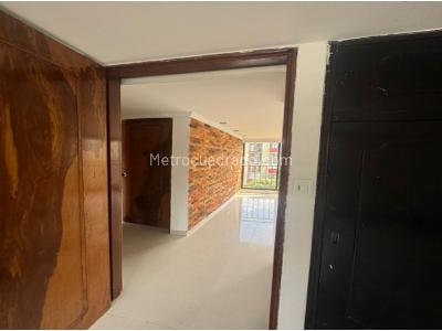 Apartamento de 3 alcobas en venta en La Aldea, Bello, 70 m² · foto 7 de 20