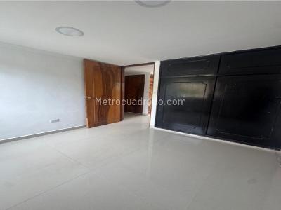 Apartamento de 3 alcobas en venta en La Aldea, Bello, 70 m² · foto 13 de 20