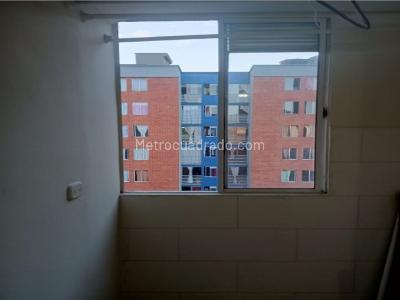 Apartamento de 3 alcobas en venta en Bellavista, Bello, 55 m² · foto 19 de 20