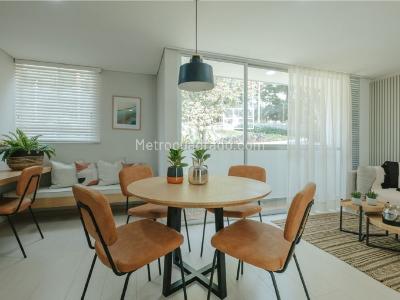 Apartamento de 3 alcobas en venta en Bucaros, Bello, 51 m² · foto 15 de 20