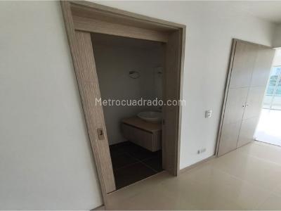 Apartamento de 1 alcoba en venta en Tres Esquinas, Sabaneta, 48 m² · foto 13 de 19