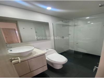 Apartamento de 2 alcobas en venta en Las Lomitas, Sabaneta, 82 m² · foto 11 de 20