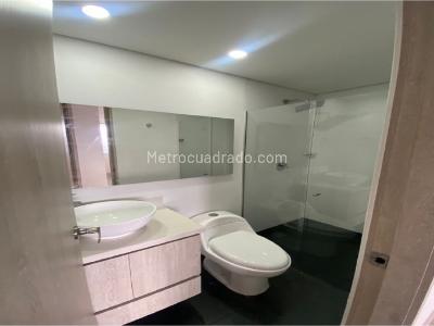 Apartamento de 2 alcobas en venta en Las Lomitas, Sabaneta, 82 m² · foto 12 de 20