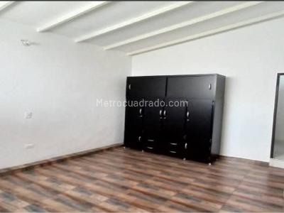 Apartamento de 2 alcobas en venta en Congolo, Bello, 106 m² · foto 18 de 20