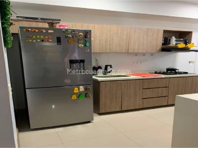Apartamento de 3 alcobas en venta en La Navarra, Bello, 64 m² · foto 2 de 20
