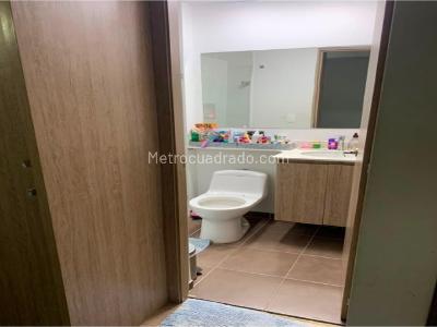 Apartamento de 3 alcobas en venta en La Navarra, Bello, 64 m² · foto 15 de 20