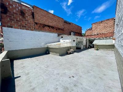 Casa de 4 alcobas en venta en Las Flores, Envigado, 106 m² · foto 14 de 20