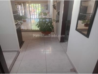 Apartamento de 2 alcobas en venta en Barrio Nuevo, Bello, 62 m² · foto 11 de 20