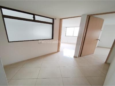 Apartamento en venta en Prados De Sabaneta, Sabaneta · foto 6 de 18