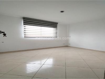 Apartamento en venta en Prados De Sabaneta, Sabaneta · foto 10 de 18
