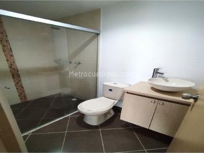 Apartamento en venta en Prados De Sabaneta, Sabaneta · foto 14 de 18