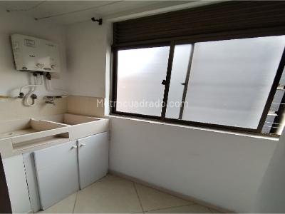 Apartamento en venta en Prados De Sabaneta, Sabaneta · foto 15 de 18