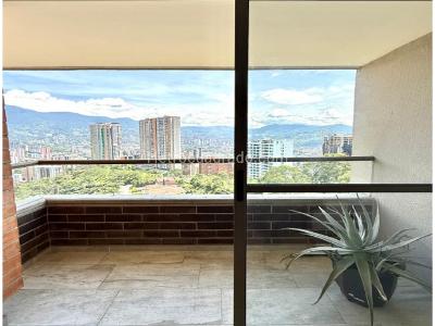 Apartamento de 3 alcobas en venta en Las Lomitas, Sabaneta, 72 m² · foto 2 de 19