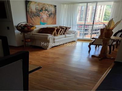 Apartamento en venta en Viviendas Del Sur, Itagüí · foto 2 de 13