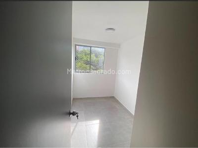 Apartamento de 3 alcobas en venta en Rincon Santos, Bello, 62 m² · foto 8 de 20