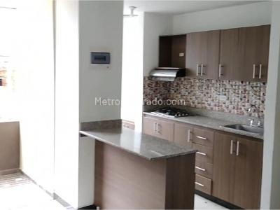 Apartamento de 3 alcobas en venta en Santa Ana, Bello, 61 m² · foto 3 de 20