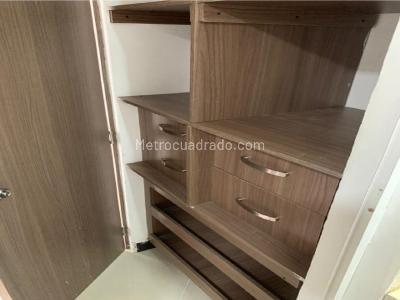 Apartamento de 3 alcobas en venta en Santa Ana, Bello, 61 m² · foto 13 de 20