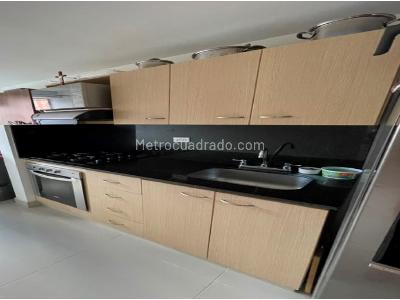 Apartamento de 3 alcobas en venta en Cañaveralejo, Sabaneta, 72 m² · foto 3 de 20