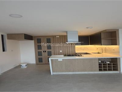 Apartamento de 3 alcobas en venta en Manchester, Bello, 69 m² · foto 6 de 20