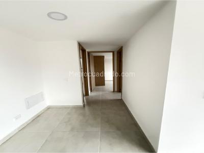 Apartamento de 3 alcobas en venta en Manchester, Bello, 69 m² · foto 13 de 20