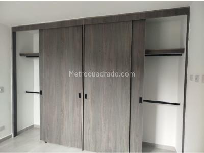 Apartamento de 3 alcobas en venta en El Trapiche, Bello, 61 m² · foto 12 de 20