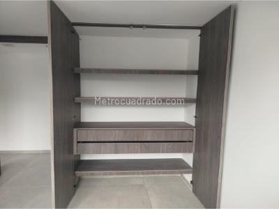 Apartamento de 3 alcobas en venta en El Trapiche, Bello, 61 m² · foto 15 de 20