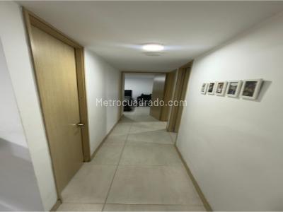 Apartamento de 3 alcobas en venta en Amazonia, Bello, 67 m² · foto 6 de 20