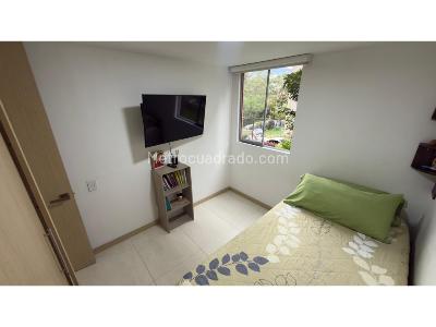 Apartamento de 3 alcobas en venta en Amazonia, Bello, 67 m² · foto 11 de 20